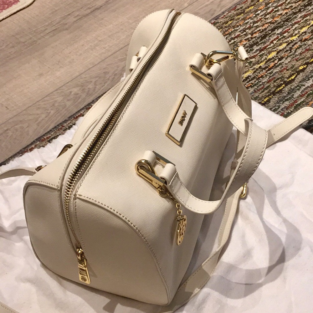 Bag - Picture 3 of 5